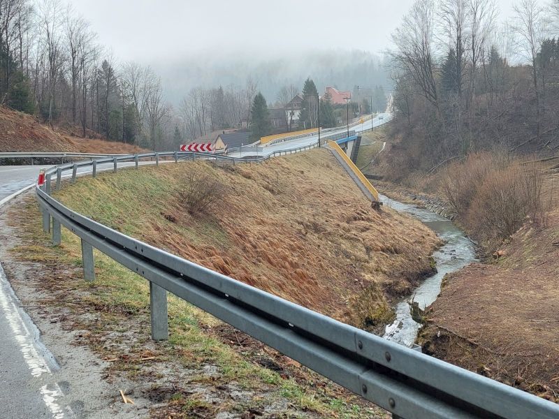 osuwisko-w-Cisnej-widok-w-kierunku-Cisnej