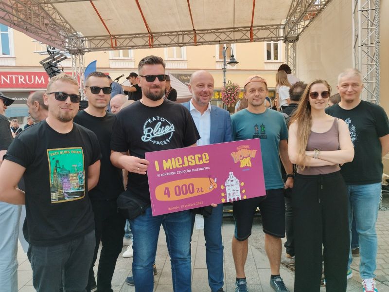 116d65ef-5567-4f55-81dc-2fc9290c8477