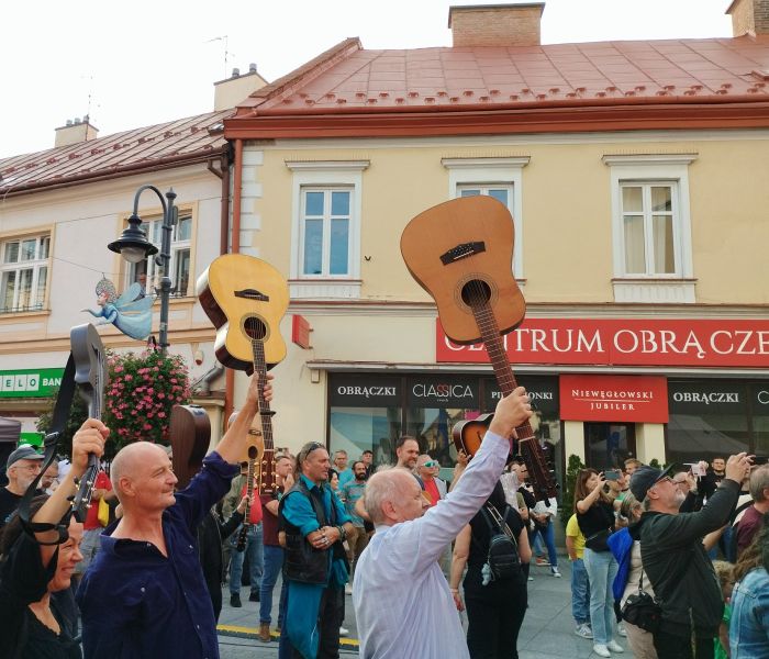 5eac5339-8d01-421b-975e-90a0d849d25c