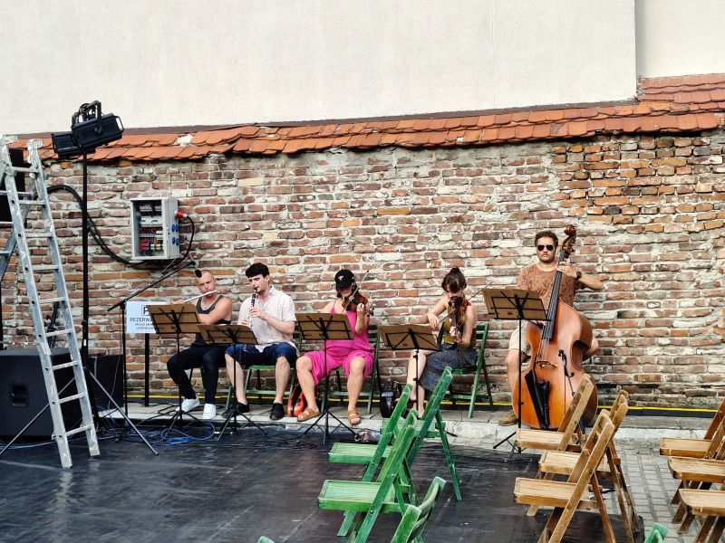 0a104cdc-5a7a-4341-982f-748e165348d2