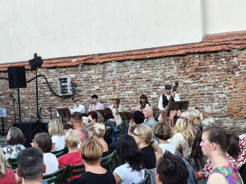 e67141b3-dd05-4569-b5ca-0be871f8e64e