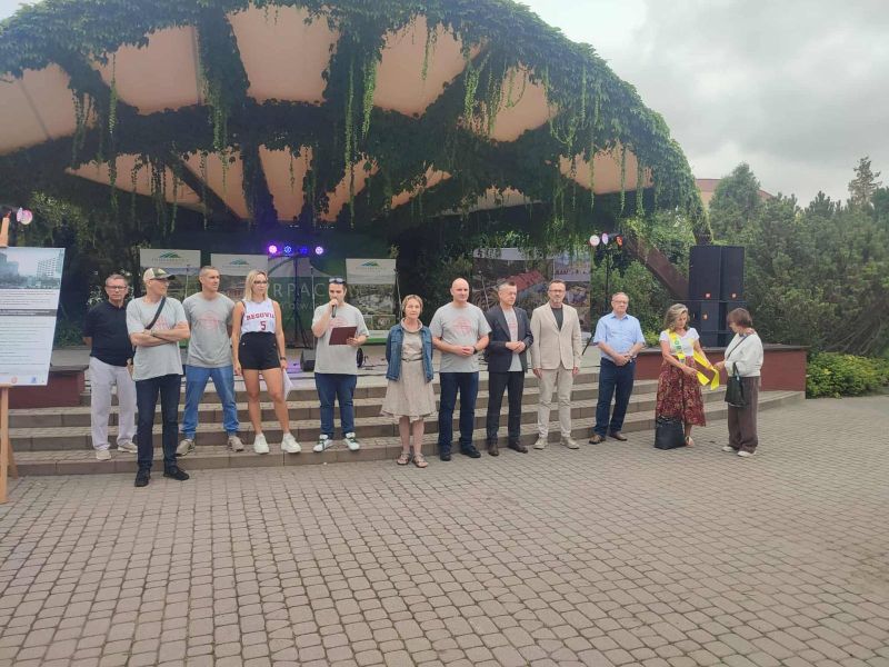 266c084d-b4c4-4754-806c-aa1488fd509a