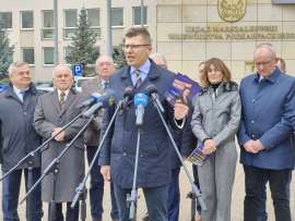 PiS-w-Rzeszowie-o-programie-Nawrockiego.-Zapowiedzi-poslow-bez-udzialu-kandydata-4