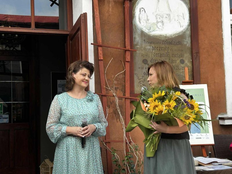 c08a15f1-a48e-4617-9c6d-8016ed7a261e