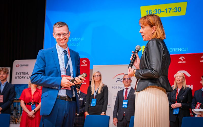 545379382_1374499651349512_1753428142062257523_n