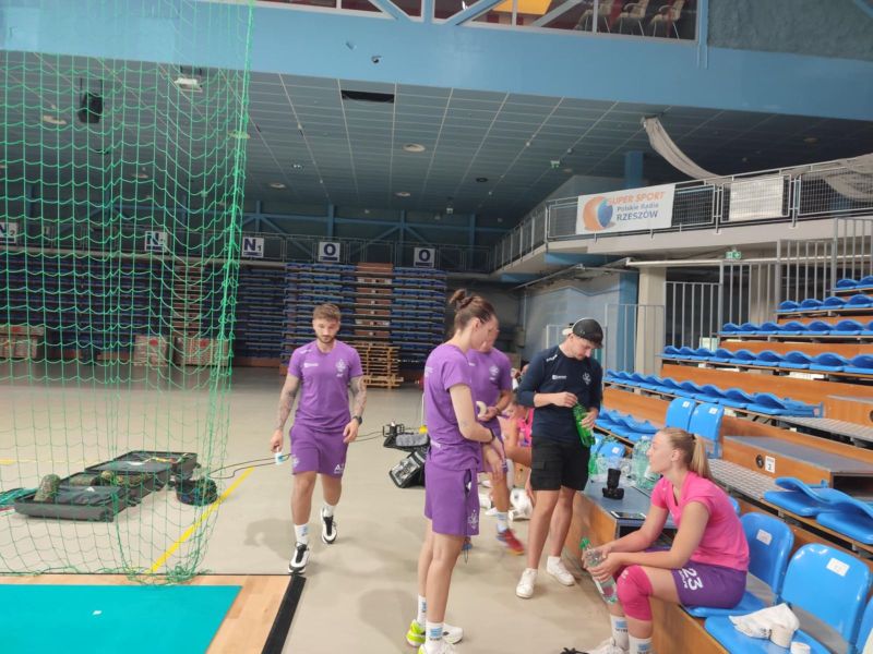 7cf242a2-560e-4535-b6b2-346bea82efba