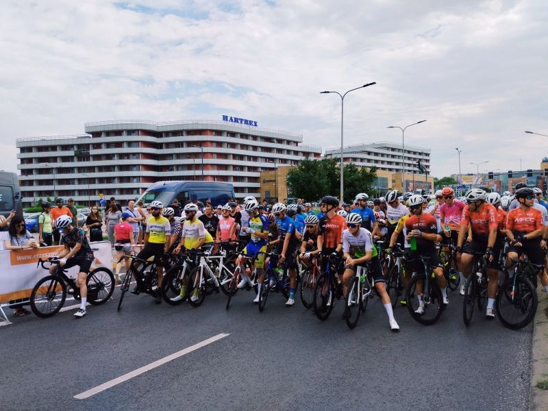 51fb6cf1-d556-4208-8a10-a1ba1ddbce05