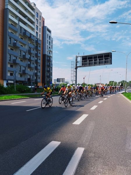 66b3fe5c-be37-45a8-ab93-8e3646536ea1