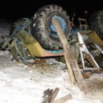 Ciągnik przewrócił się na dach i przygniótł trzech mężczyzn - Polskie Radio Rzeszów