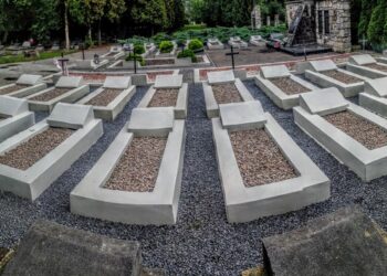 Kolejne mogiły zostaną odnowione na&nbsp;Cmentarzu Wojskowym w&nbsp;Dębicy