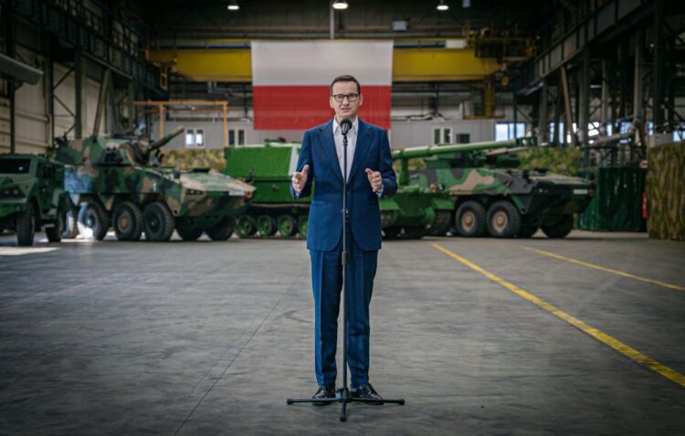 Premier Mateusz Morawiecki podjął decyzję o dokapitalizowaniu Huty Stalowa Wola 1 - Polskie Radio Rzeszów Para stanie przed sądem za gwałty na małoletnich