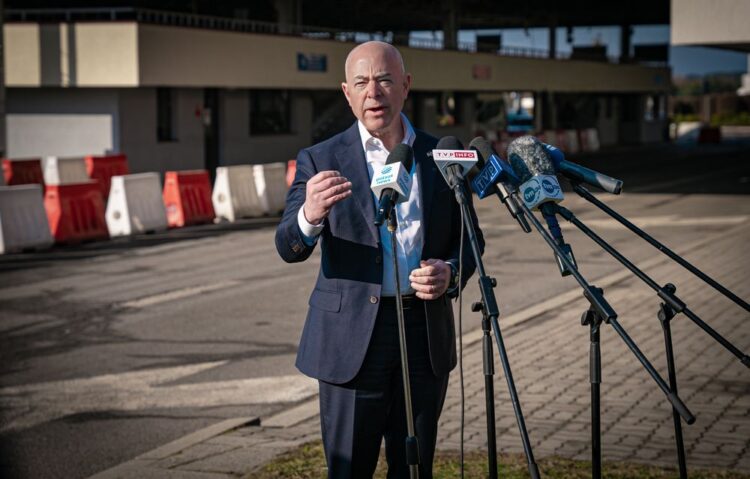 Wizyta sekretarza bezpieczeństwa krajowego USA w Korczowej i w Rzeszowie (zdjęcia)