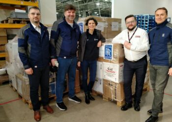 Pracownicy słynnego koncernu kupili cztery tony darów dla rodzin w&nbsp;Ukrainie