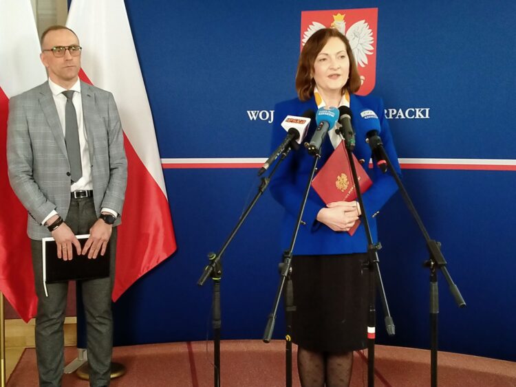 Dofinansowanie dla samorządów i organizacji pozarządowych