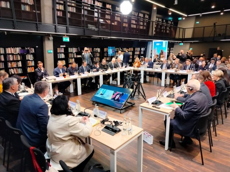 Na Europejskim Komitecie Regionów o pomocy Ukrainie