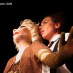 Scena Teatralna Polskiego Radia Rzeszów zaprasza na spektakl „Złamane paznokcie: Rzecz o Marlenie Dietrich" 6 - Polskie Radio Rzeszów Scena Teatralna Polskiego Radia Rzeszów zaprasza na spektakl „Złamane paznokcie: Rzecz o Marlenie Dietrich" - Polskie Radio Rzeszów