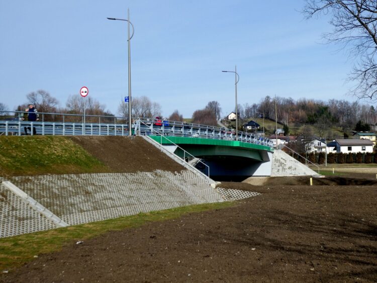 Nowy most w Krościenku Wyżnym