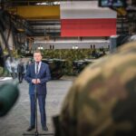 Borsuki dla polskiej armii. Umowa z Hutą Stalowa Wola podpisana - Polskie Radio Rzeszów