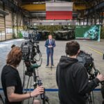 Borsuki dla polskiej armii. Umowa z Hutą Stalowa Wola podpisana - Polskie Radio Rzeszów