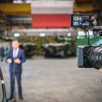 Borsuki dla polskiej armii. Umowa z Hutą Stalowa Wola podpisana - Polskie Radio Rzeszów