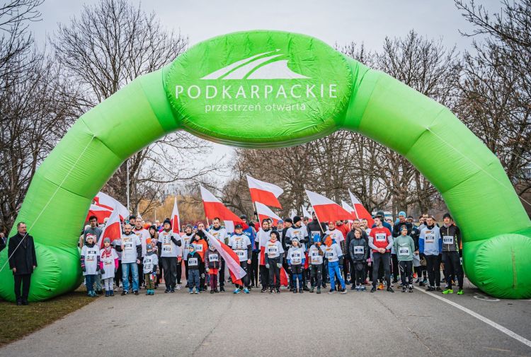 Bieg "Tropem Wilczym" upamiętniający Żołnierzy Wyklętych (zdjęcia) 1 - Polskie Radio Rzeszów Bieg „Tropem Wilczym” upamiętniający Żołnierzy Wyklętych (zdjęcia)