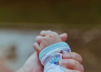 Mała Pola wróciła do&nbsp;domu. Niedługo przejdzie wyczekiwaną terapię genową