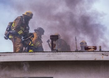 Kobieta zginęła w&nbsp;pożarze domu w&nbsp;Dąbrowicy