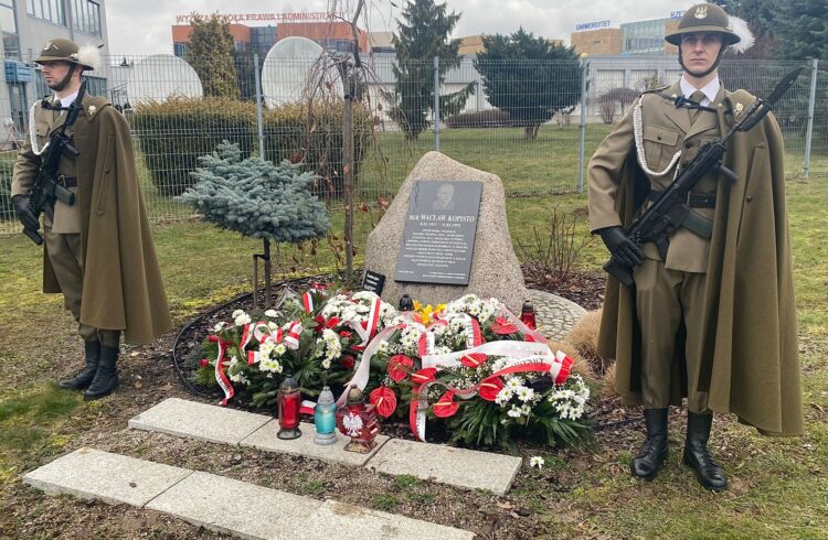 Obchody 30. rocznicy śmierci majora Wacława Kopisto w Rzeszowie 1 - Polskie Radio Rzeszów Obchody 30. rocznicy śmierci majora Wacława Kopisto w Rzeszowie