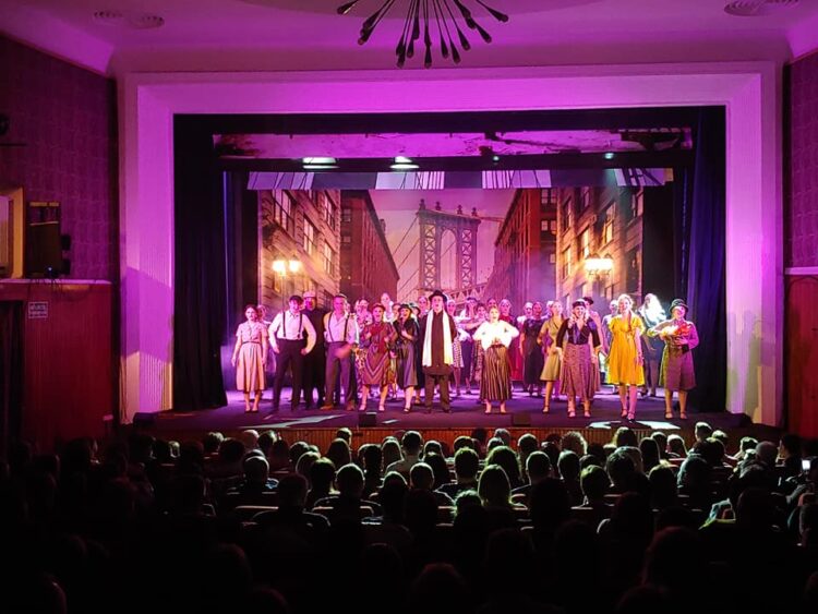 Młodzi artyści z Sędziszowa Małopolskiego wracają na scenę z musicalowym hitem