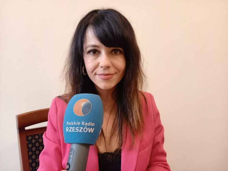 Dr Katarzyna Król o pomocy psychologicznej dla dzieci uchodźców