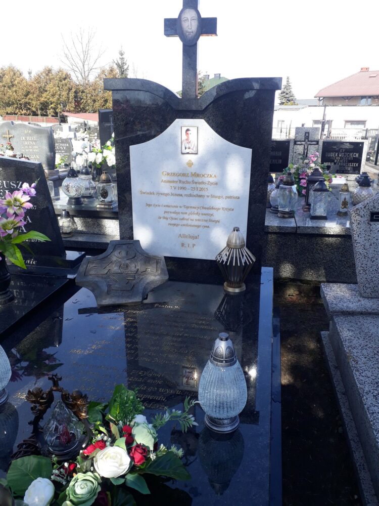 Wariat Boży – reportaż Anny Leśniewskiej