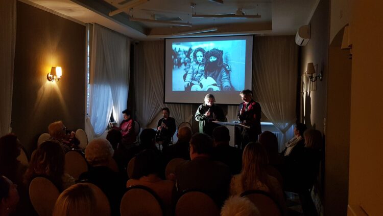 „Oto człowiek – Rozmyślania o Drodze Krzyżowej”