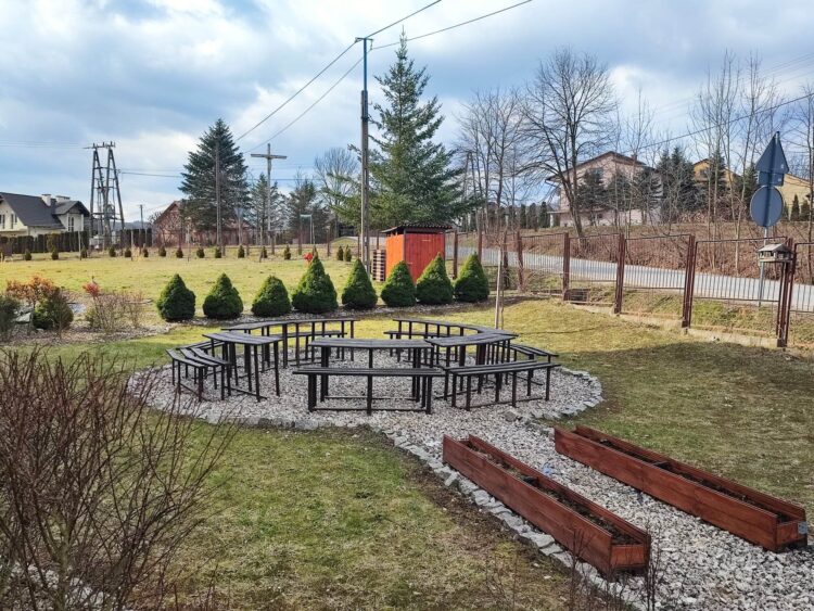 W Chmielniku jest ogród, który łączy mieszkańców