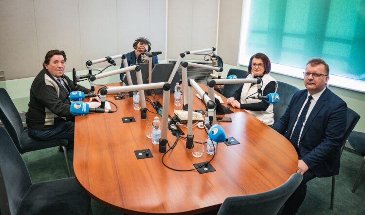 Politycy o sejmowej uchwale broniącej dobre imię Jana Pawła II w Pro Publico Bono