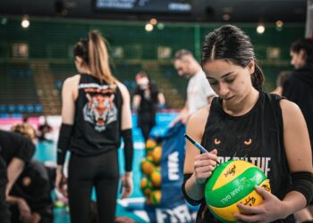 Czołowy zespół świata Eczacibasi Stambuł już w&nbsp;Rzeszowie!