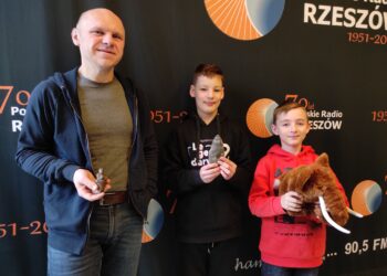 Pierwsi ludzie na&nbsp;Ziemi. Jak wyglądało ich życie?