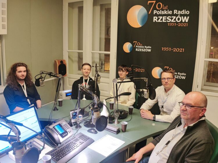 Uczniowie z ZST w Rzeszowie o wyjeździe do Hiszpanii 1 - Polskie Radio Rzeszów Uczniowie z ZST w Rzeszowie o wyjeździe do Hiszpanii