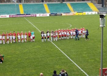 Remis Polek na&nbsp;początek turnieju