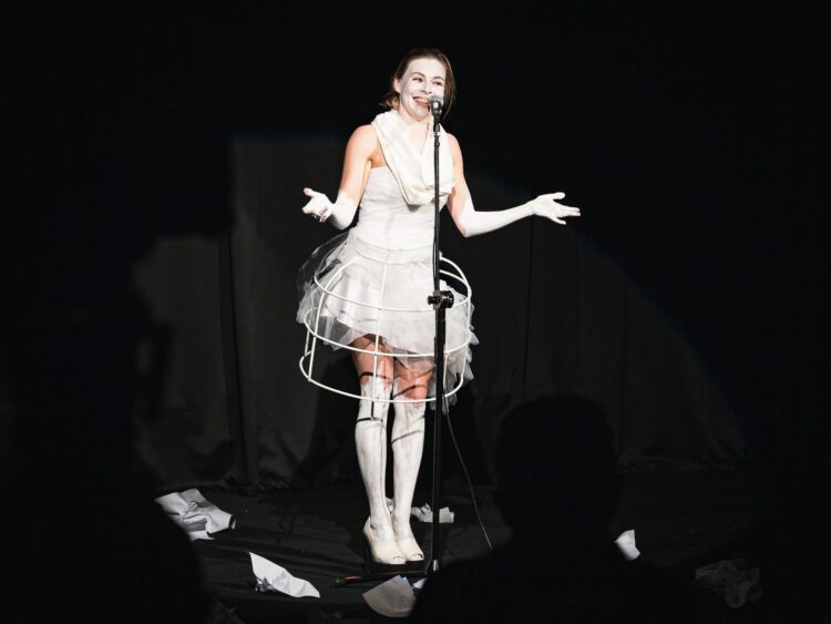 Historia córki króla żebraków według Dagny Mikoś (zdjęcia)