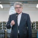 Premier Morawiecki, minister Błaszczak oraz komisarz UE Breton w Nowej Dębie 14 - Polskie Radio Rzeszów Premier Morawiecki, minister Błaszczak oraz komisarz UE Breton w Nowej Dębie - Polskie Radio Rzeszów