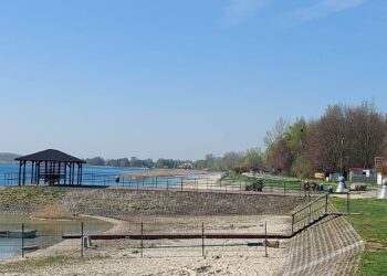 Ceny za&nbsp;wjazd nad&nbsp;Jezioro Tarnobrzeskie idą w&nbsp;górę