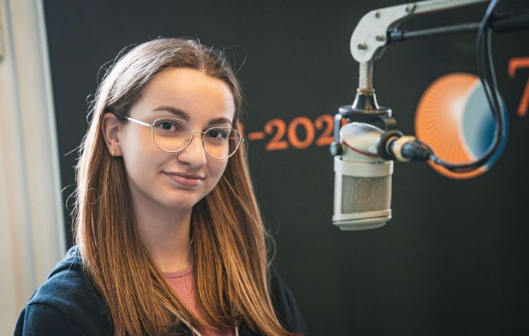 Emilia Ferenc z gminy Krasne w kolejnym etapie The Voice Kids 1 - Polskie Radio Rzeszów Emilia Ferenc z gminy Krasne w kolejnym etapie The Voice Kids