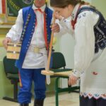 Niecodzienna lekcja historii w szkole w Sędziszowie Małopolskim 2 - Polskie Radio Rzeszów Niecodzienna lekcja historii w szkole w Sędziszowie Małopolskim - Polskie Radio Rzeszów