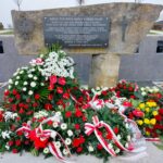 W Markowej prezydent Andrzej Duda oddał hołd rodzinie Ulmów (zdjęcia) 15 - Polskie Radio Rzeszów W Markowej prezydent Andrzej Duda oddał hołd rodzinie Ulmów (zdjęcia) - Polskie Radio Rzeszów