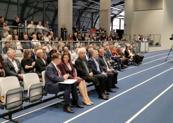 Najlepsi sportowcy oraz&nbsp;ich trenerzy nagrodzeni przez&nbsp;zarząd województwa (zdjęcia)