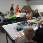 Szukanie jajek w przyzamkowym ogrodzie 2 - Polskie Radio Rzeszów Szukanie jajek w przyzamkowym ogrodzie - Polskie Radio Rzeszów