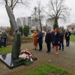 Uroczystość pod Pomnikiem Smoleńskim w Rzeszowie (zdjęcia) 4 - Polskie Radio Rzeszów Uroczystość pod Pomnikiem Smoleńskim w Rzeszowie (zdjęcia) - Polskie Radio Rzeszów