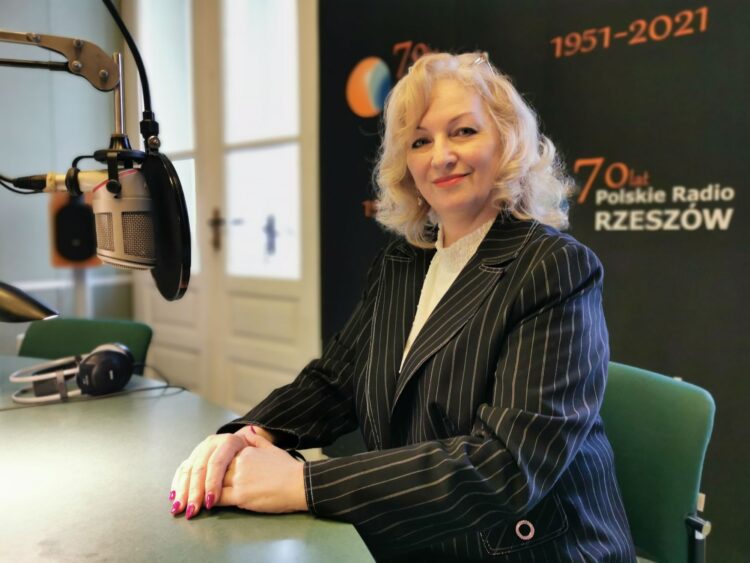 O różnicach w polskim i ukraińskim systemie nauczania rozmawiamy z Dorotą Rząsą 1 - Polskie Radio Rzeszów O różnicach w polskim i ukraińskim systemie nauczania rozmawiamy z Dorotą Rząsą