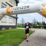 „Pomaganie przez bieganie” - mieszkańcy internatów pobiegli dla rzeszowskich hospicjów 11 - Polskie Radio Rzeszów „Pomaganie przez bieganie” - mieszkańcy internatów pobiegli dla rzeszowskich hospicjów - Polskie Radio Rzeszów