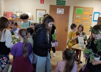 Biblioteczna wymiana roślin